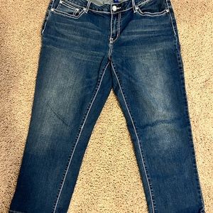 Apt. 9 Capri Jeans with rhinestones